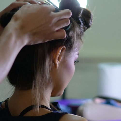 How to remove tape in hair extensions