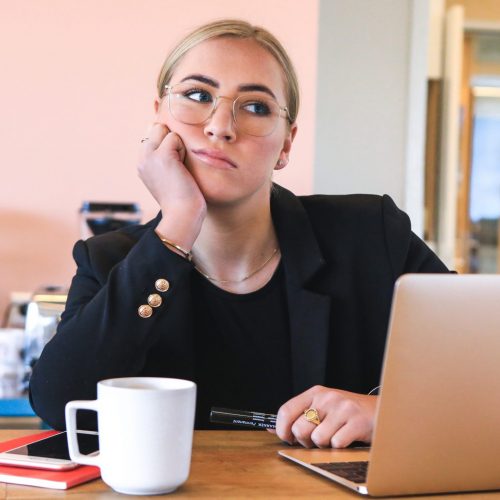 what is a lace front wig