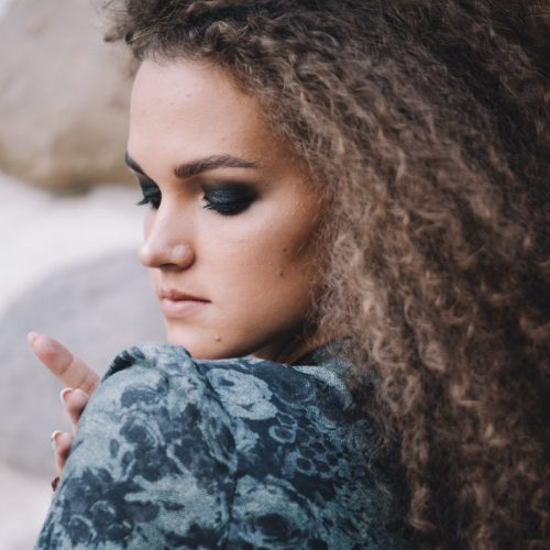 who invented hair extensions