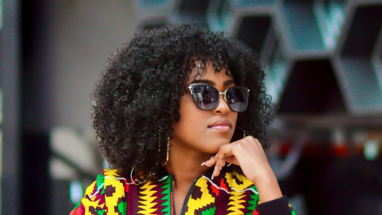 Best Kinky Straight Lace Wigs