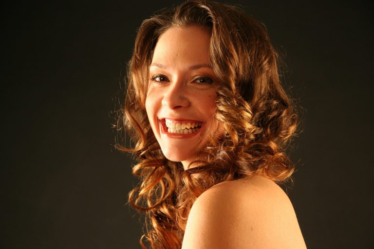 how to curl hair extensions