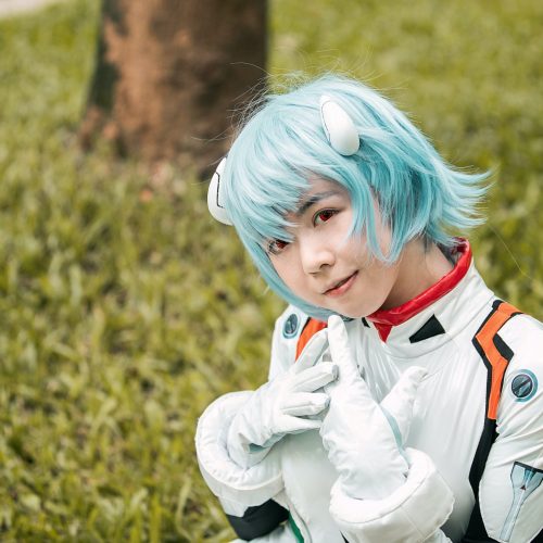 how to style a cosplay wig